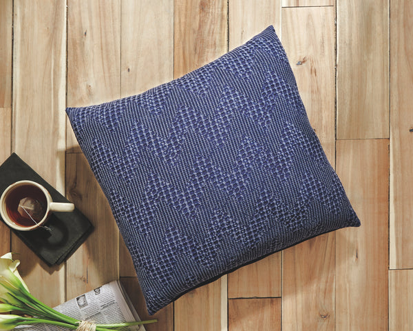 Dunford Signature Design by Ashley Pillow
