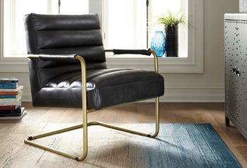 Hackley Signature Design by Ashley Chair