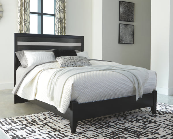 Signature Design by Ashley Starberry Queen Panel Bed