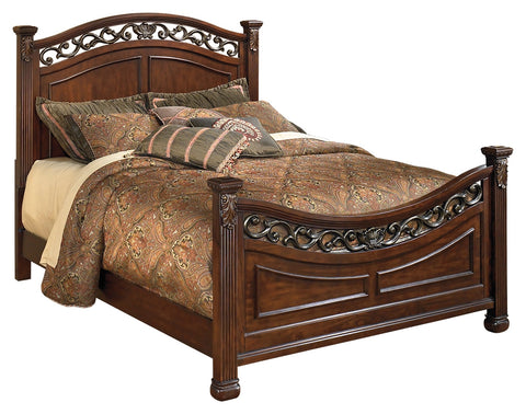Signature Design by Ashley Leahlyn California King Panel Bed
