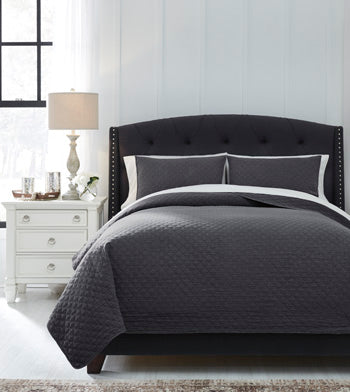 Ryter Signature Design by Ashley Coverlet Set Queen