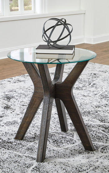 Zannory Signature Design by Ashley End Table