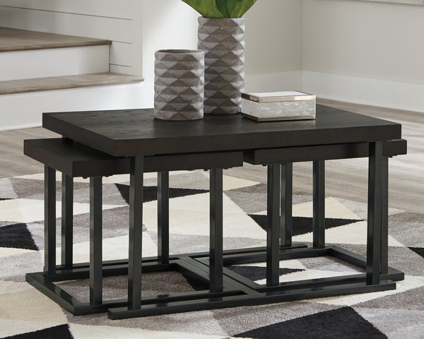 Airdon Signature Design by Ashley Cocktail Table Set of 3
